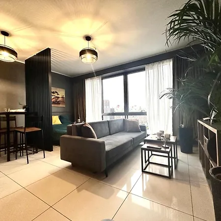 Krawiecka ~ 400m Main Square ~ Self Check-in 20h Wroclaw