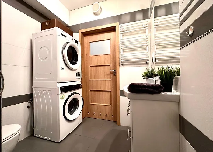 Apartment Krawiecka ~ 400m Main Square ~ Self Check-in 20h *