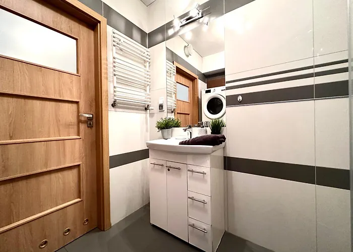 Krawiecka ~ 400m Main Square ~ Self Check-in 20h * Wroclaw